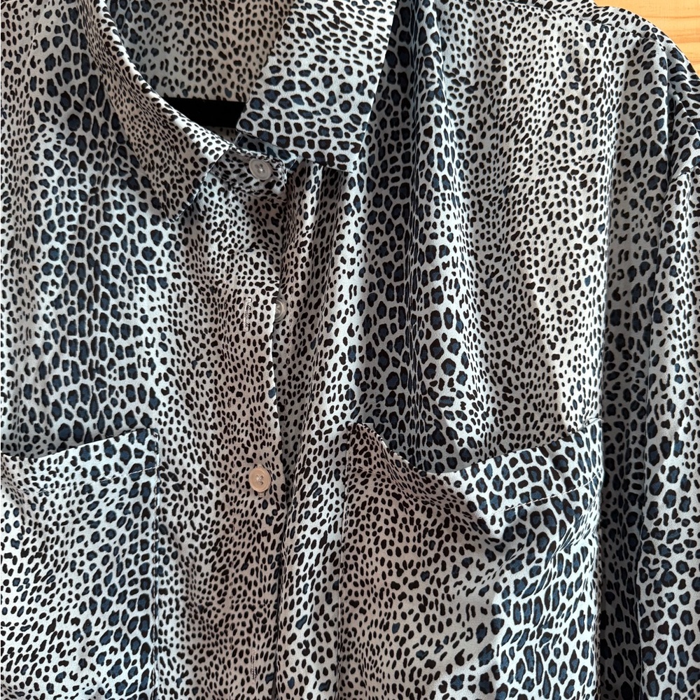 Stylish Black and White Animal Print Shirt Dress - Picture 4 of 4